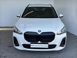 Weiß Gebraucht 2025 BMW 218 Active Tourer M Sport Van / Kleinbus | 33.690 € (Guter Preis)