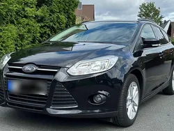 Schwarz Gebraucht 2013 Ford Focus Trend Kombi | 4.500 € (Fairer Preis)