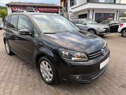 Schwarz Gebraucht 2014 VW Touran Cup Van / Kleinbus | 5.490 € (Guter Preis)
