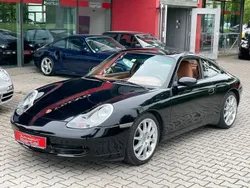 Porsche 911 Carrera