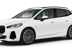 Weiß Gebraucht 2025 BMW 223 Active Tourer Luxury Line Van / Kleinbus | 41.994 € (Fairer Preis)