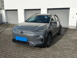 Grau Gebraucht 2020 Hyundai Kona Advantage SUV | 15.690 € (Fairer Preis)
