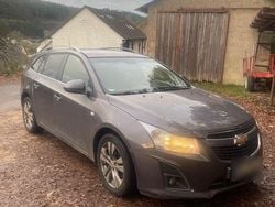 Grau Gebraucht 2013 Chevrolet Cruze Kombi | 2.950 € (Superpreis)