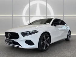 Weiss Gebraucht 2024 Mercedes A200 Advanced Limousine | 31.660 € (Fairer Preis)