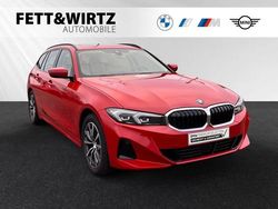 Melbourne rot metallic Gebraucht 2024 BMW 320 Comfort Edition Kombi | 37.950 € (Fairer Preis)