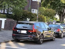 Gebraucht 2021 Volvo V60 Plus Kombi | 30.000 € (Fairer Preis)