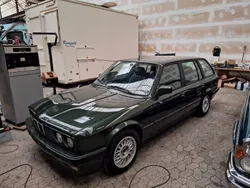 Grün Gebraucht 1989 BMW 325 Kombi | 16.900 €