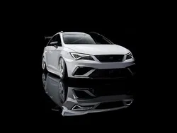 Weiß Gebraucht 2019 Cupra Leon Kombi | 25.000 €