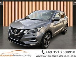 Grau gun metallic (m) (metallic) Gebraucht 2018 Nissan Qashqai N-Connecta SUV | 15.980 € (Fairer Preis)