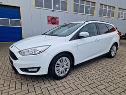 Weiß Gebraucht 2016 Ford Focus Business Edition Kombi | 6.999 € (Guter Preis)