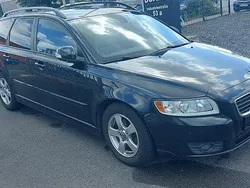 Schwarz Gebraucht 2010 Volvo V50 Momentum Kombi | 3.990 € (Fairer Preis)