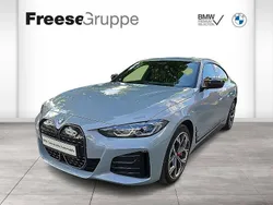 Grau Gebraucht 2022 BMW i4 Shadowline Limousine | 41.990 € (Guter Preis)