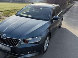 Grau Gebraucht 2019 Skoda Superb Style Kombi | 17.400 € (Guter Preis)