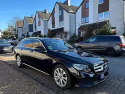 Schwarz Gebraucht 2017 Mercedes E220 Kombi | 19.500 € (Fairer Preis)