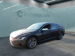 Schwarz Gebraucht 2022 VW Arteon R Kombi | 39.377 € (Teuer)
