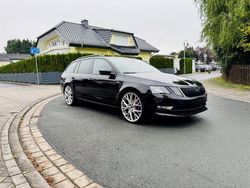 Schwarz Gebraucht 2019 Skoda Octavia Soleil Kombi | 17.950 € (Fairer Preis)
