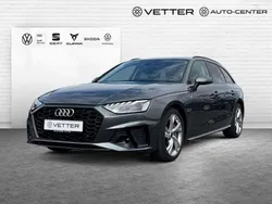 Grau Gebraucht 2024 Audi A4 S-Line Kombi | 37.900 € (Fairer Preis)