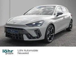 Taiga grau Neu 2025 Cupra Leon VZ Limousine | 44.890 € (Teuer)