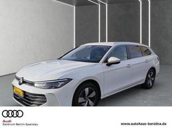 Weiß Gebraucht 2024 VW Passat IQ Drive Kombi | 30.444 € (Superpreis)