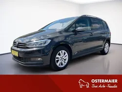 Grau Gebraucht 2021 VW Touran Van / Kleinbus | 21.750 € (Fairer Preis)