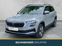 Grau Gebraucht 2022 Skoda Karoq Style SUV | 23.490 € (Fairer Preis)