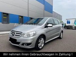 Silber Gebraucht 2008 Mercedes B200 Van / Kleinbus | 5.799 € (Guter Preis)