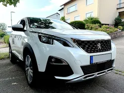 Weiß Gebraucht 2018 Peugeot 3008 SUV | 18.500 € (Teuer)