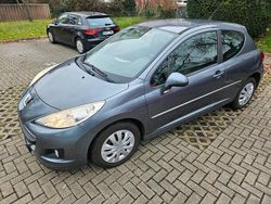 Grau Gebraucht 2011 Peugeot 207 Kleinwagen | 3.300 € (Fairer Preis)