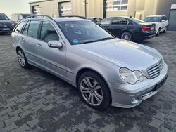 Grau Gebraucht 2004 Mercedes C220 Kombi | 1.699 € (Guter Preis)