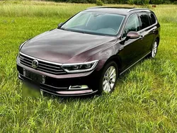 Rot Gebraucht 2016 VW Passat Kombi | 13.749 € (Fairer Preis)
