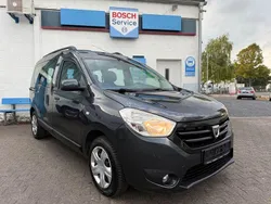 Grau Gebraucht 2014 Dacia Dokker Lauréate Van | 5.999 € (Fairer Preis)