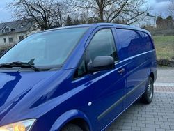 Blau Gebraucht 2012 Mercedes Vito Van / Kleinbus | 9.000 € (Guter Preis)