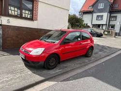 Rot Gebraucht 2003 Ford Fiesta Kleinwagen | 1.300 € (Fairer Preis)