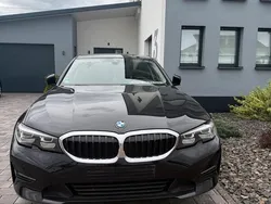 Schwarz Gebraucht 2020 BMW 330e Sport Line Limousine | 24.000 € (Fairer Preis)