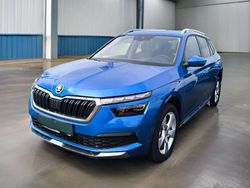 Raceblau Gebraucht 2022 Skoda Kamiq Style SUV | 27.990 € (Teuer)