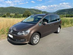 Braun Gebraucht 2013 VW Sharan Van / Kleinbus | 5.900 € (Superpreis)