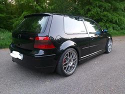 Schwarz Gebraucht 2002 VW Golf Edition Limousine | 12.999 €
