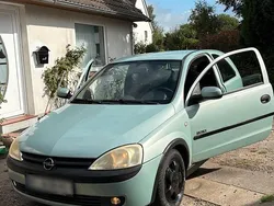 Blau Gebraucht 2001 Opel Corsa Kombi | 500 € (Guter Preis)