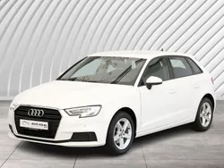 Ibisweiß Gebraucht 2020 Audi A3 Sportback Basis Limousine | 21.490 € (Guter Preis)