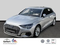 Silber Gebraucht 2022 Audi A3 Sportback Basis Limousine | 23.900 € (Guter Preis)