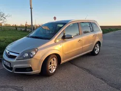 Silber Gebraucht 2007 Opel Zafira Edition Van / Kleinbus | 2.100 € (Fairer Preis)