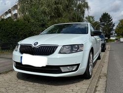 Gebraucht 2015 Skoda Octavia Kombi | 11.000 € (Guter Preis)