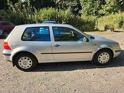 Silber Gebraucht 1999 VW Golf Basis Limousine | 1.690 € (Fairer Preis)