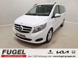Bergkristallweiß metallic Gebraucht 2017 Mercedes V220 Edition Van / Kleinbus | 39.899 € (Superpreis)