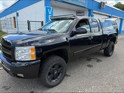 Schwarz Gebraucht 2010 Chevrolet Silverado SUV | 26.900 €