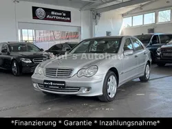 Silber Gebraucht 2005 Mercedes C200 Limousine | 4.900 € (Etwas zu teuer)