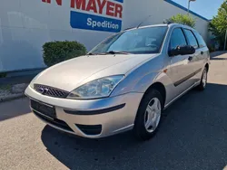 Grau Gebraucht 2003 Ford Focus Trend Kombi | 350 € (Superpreis)