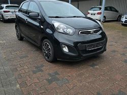 Schwarz Gebraucht 2015 Kia Picanto Kleinwagen | 4.900 € (Fairer Preis)