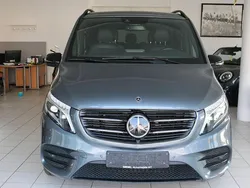 Grau Gebraucht 2018 Mercedes V250 AMG line Van / Kleinbus | 46.900 € (Fairer Preis)