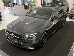 Grau Gebraucht 2023 Mercedes E300 AMG line Limousine | 46.900 € (Etwas zu teuer)